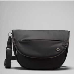 NWT LuluLemon All Night Festival Bag 5L Blk/Slvr